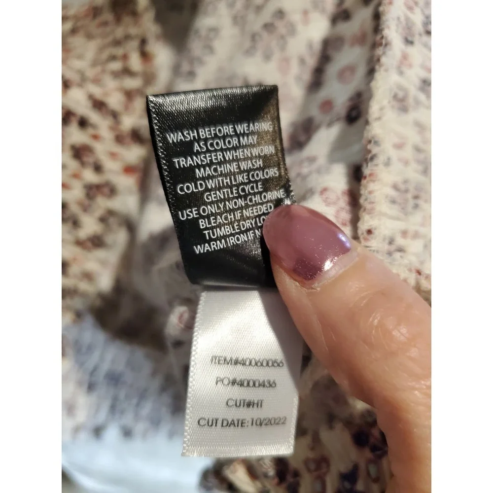 Torrid Keyhole stretch Top‎ size 3 /3X - Picture 7 of 7